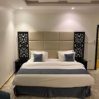 City Center Plaza Aparthotel