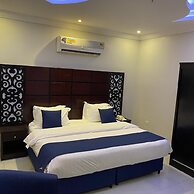 City Center Plaza Aparthotel