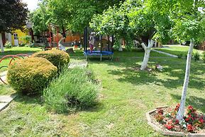 Sunčani Apartments
