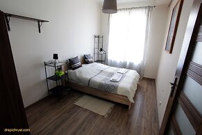 Apartments Dunin