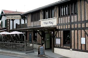 Logis Hôtel Le Fair Play