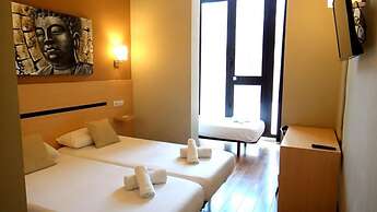 Hostal Live Natura Barcelona