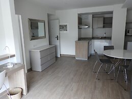 Park V Hotel & Suites