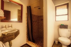 Nyati Safari Lodge