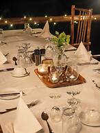 Nyati Safari Lodge