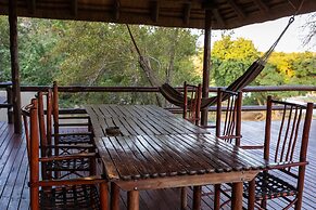 Nyati Safari Lodge
