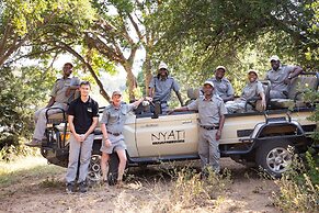Nyati Safari Lodge