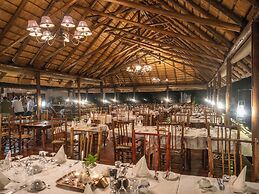 Nyati Safari Lodge