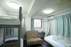 Hotel Mikado - Hostel