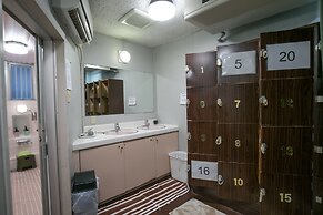 Hotel Mikado - Hostel