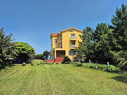 Jun House - Hostel