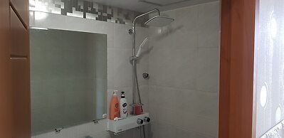 Jun House - Hostel