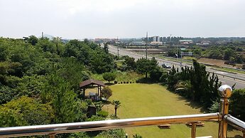 Jun House - Hostel