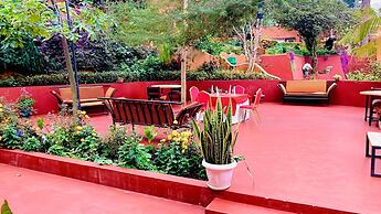 Babylon Lodge