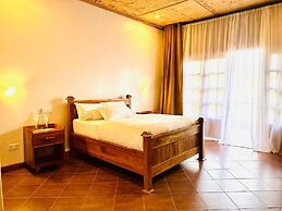 Babylon Lodge