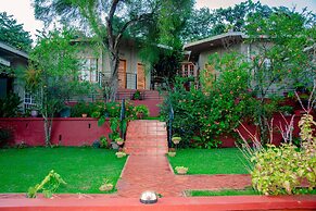 Babylon Lodge