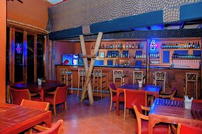 Babylon Lodge