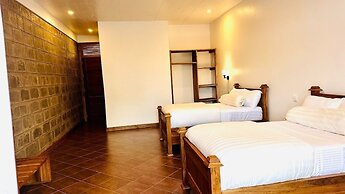 Babylon Lodge