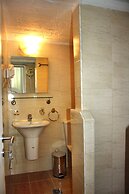 Mariakis Studios