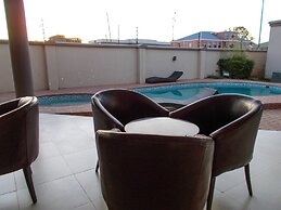Four Pillars Lodge
