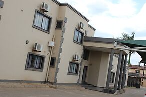 Four Pillars Lodge