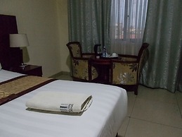 Four Pillars Lodge