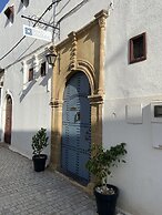 Riad Amaris