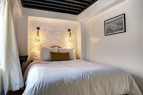 Riad Amaris