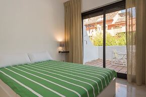 Infocom Apartment Golden Mile Coto Real