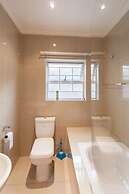 Upper Bloem Apartment