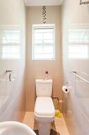 Upper Bloem Apartment