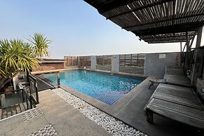 Eurna Resort