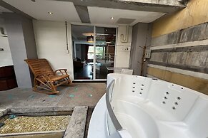 Eurna Resort