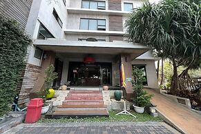 Eurna Resort