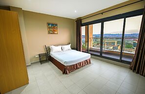 Boulevard Suites