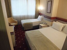 Akar International Hotel