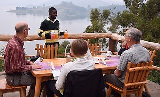 Lake Bunyonyi Eco Resort