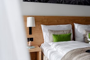 EVA Apartments