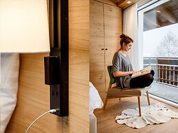 EVA Apartments