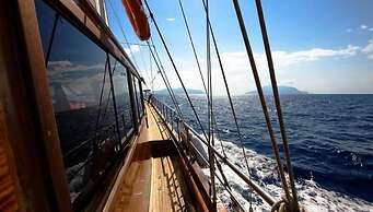 Yacht Suite Cecina