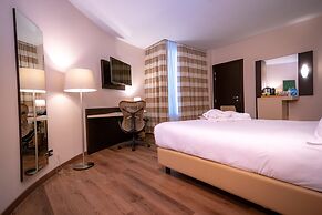 UNA HOTELS MH Matera