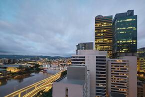 W Brisbane