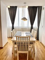 Monaco Grand Apartments By CityBookings