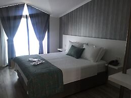 Side Center Hotel