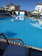 Side Center Hotel