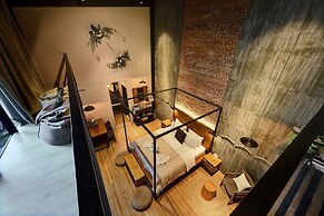 28 The Loft