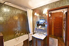President Suite Apartment