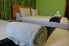 Exotic Komodo Hotel