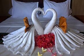 Exotic Komodo Hotel