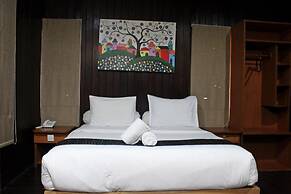Exotic Komodo Hotel